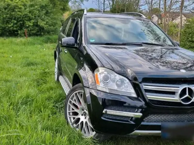 Gebraucht Mercedes GL450 340 PS (250 kW) 2012 Schwarz SUV