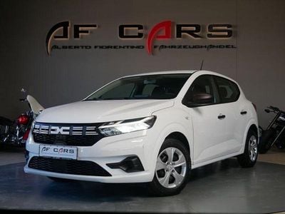 Gebraucht Dacia Sandero Essentiel 67 PS (49 kW) 2023 Weiß Limousine