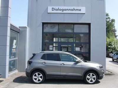 Limestone grey metallic Gebraucht 2021 VW T-Cross Style SUV | 21.930 € (Etwas zu teuer)
