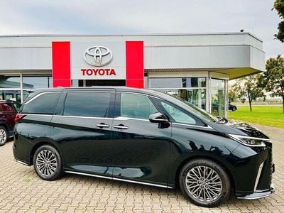 Gebraucht Lexus LM350h Executive Line 250 PS (183 kW) 2024 Schwarz Van / Kleinbus
