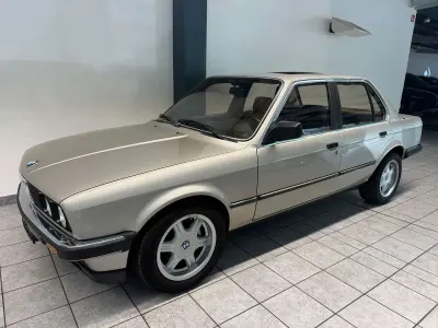 Gebraucht BMW 320 125 PS (91 kW) 1984 Beige Limousine
