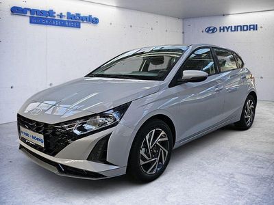 Grau Gebraucht 2024 Hyundai i20 Trend Kleinwagen | 16.990 € (Fairer Preis)