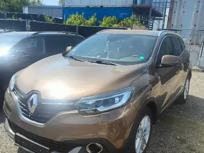 Gebraucht Renault Kadjar XMOD 131 PS (96 kW) 2015 Braun SUV