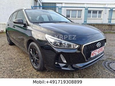 Gebraucht Hyundai i30 120 PS (88 kW) 2018 Schwarz Kombi