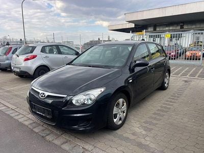Gebraucht Hyundai i30 Classic 109 PS (80 kW) 2010 Schwarz Limousine