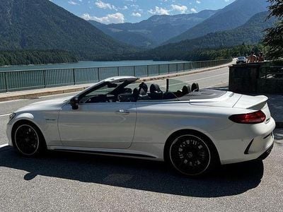 Weiß Gebraucht 2017 Mercedes C63 AMG AMG Cabrio | 62.999 € (Teuer)