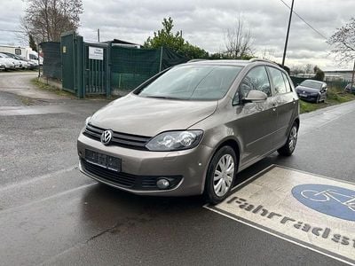 Braun Gebraucht 2009 VW Golf Plus Cross Comfortline Van / Kleinbus | 4.999 € (Guter Preis)