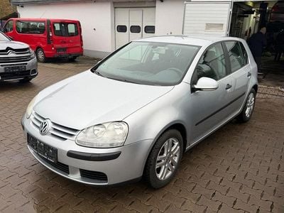 Gebraucht VW Golf IV Comfortline 116 PS (85 kW) 2004 Silber Limousine