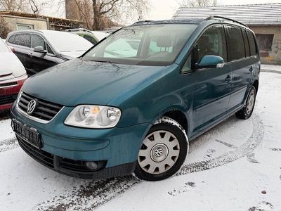 Grün Gebraucht 2003 VW Touran Trendline Van / Kleinbus | 2.950 € (Etwas zu teuer)