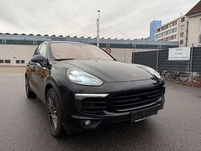 Schwarz Gebraucht 2016 Porsche Cayenne Platinum Edition SUV | 41.000 € (Teuer)