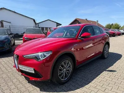 Gebraucht Alfa Romeo Stelvio Super 200 PS (147 kW) 2021 Rot SUV