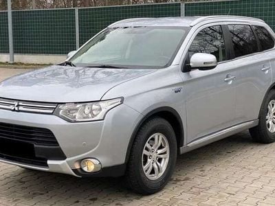 Mitsubishi Outlander P-HEV