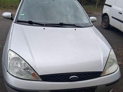 Gebraucht Ford Focus Ambiente 101 PS (74 kW) 2004 Silber Kombi