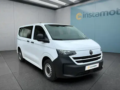 Second-hand VW Multivan 150 CP (110 kW) 2025 Alb Monovolum