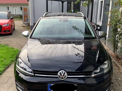 Gebraucht VW Golf VII Highline 140 PS (102 kW) 2014 Schwarz Kombi