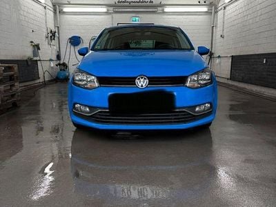 Gebraucht VW Polo LOUNGE 75 PS (55 kW) 2015 Blau Kleinwagen
