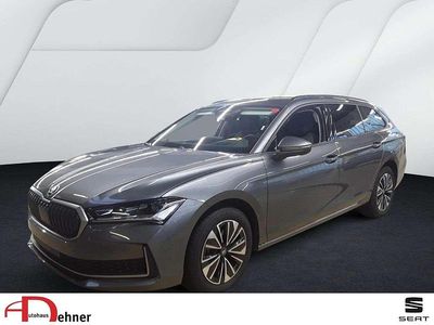 Grau Gebraucht 2025 Skoda Superb Selection Kombi | 37.980 € (Fairer Preis)
