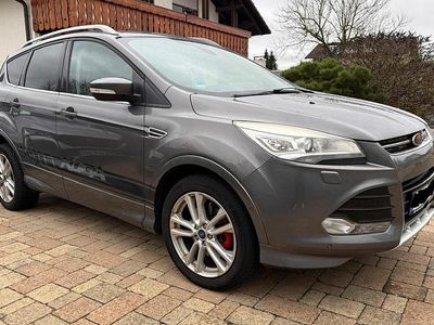Gebraucht Ford Kuga 163 PS (119 kW) 2014 Grau SUV