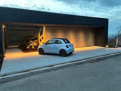 Gebraucht Fiat 500e La Prima 86 kW (118 PS) 2022 Blau Cabrio