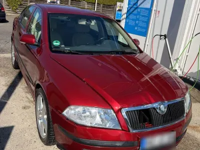 Gebraucht Skoda Octavia Ambiente 105 PS (77 kW) 2006 Rot Limousine