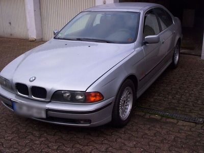 gebraucht BMW 520 i