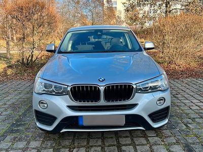 Gebraucht BMW X4 Sport Line 190 PS (139 kW) 2018 Grau SUV