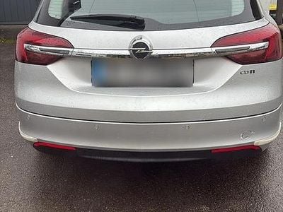 Gebraucht Opel Insignia 163 PS (119 kW) 2015 Grau Kombi