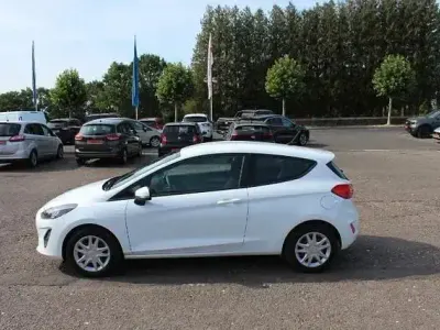 Gebraucht Ford Fiesta 118 PS (86 kW) 2021 Weiß Kleinwagen
