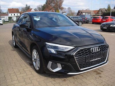 Używany Audi A3 Advanced 150 KM (110 kW) 2023 Czarny Sedan/Limuzyna