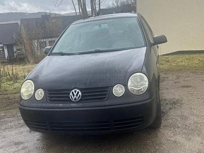 Gebraucht VW Polo Basis 64 PS (47 kW) 2004 Schwarz Kleinwagen