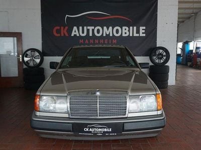 Usata Mercedes E230 132 CV (97 kW) 1988 Grigio Coupé