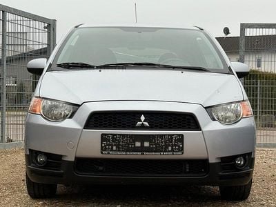 Gebraucht Mitsubishi Colt 75 PS (55 kW) 2012 Silber Kleinwagen