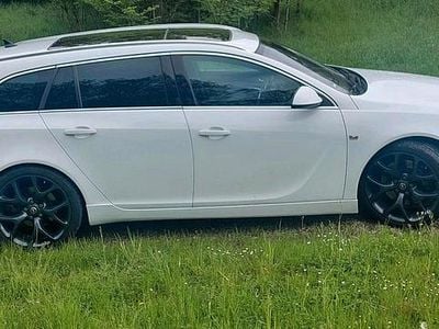 Gebraucht Opel Insignia OPC 325 PS (239 kW) 2013 Weiß Kombi