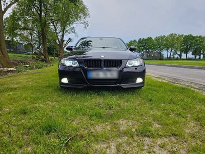 gebraucht BMW 320 limousine d E90