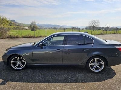 Gebraucht BMW 520 Basis 163 PS (119 kW) 2007 Grau Limousine