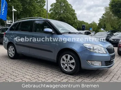 Gebraucht Skoda Fabia Sport 105 PS (77 kW) 2010 Blau Kombi
