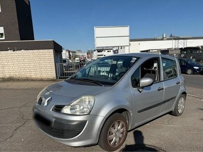 Gebraucht Renault Modus 75 PS (55 kW) 2009 Silber Van / Kleinbus