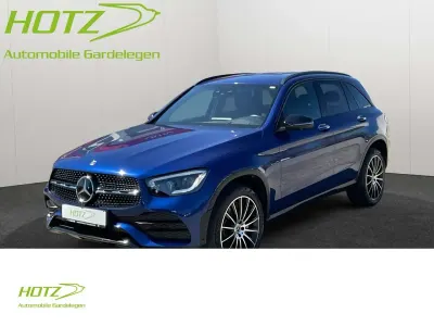 Gebraucht Mercedes GLC300 AMG line 194 PS (142 kW) 2021 Blau Van / Kleinbus