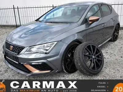 Używany Seat Leon CUPRA 310 KM (228 kW) 2018 Szary Sedan/Limuzyna