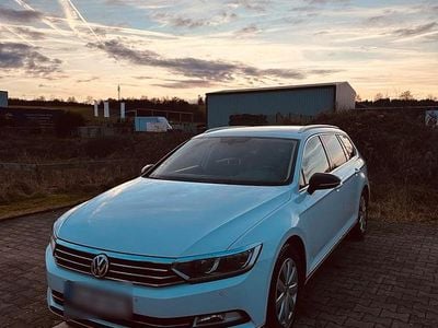 Weiß Gebraucht 2015 VW Passat Kombi | 10.500 € (Guter Preis)