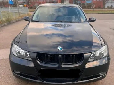 Gebraucht BMW 320 150 PS (110 kW) 2006 Schwarz Limousine