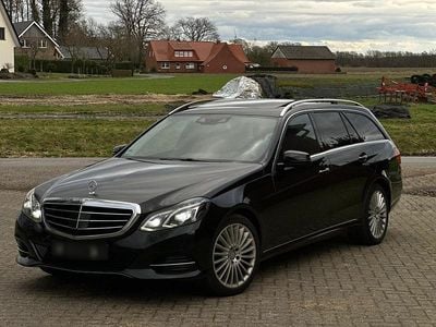 Usata Mercedes E350 Avantgarde 265 CV (194 kW) 2013 Nero Station wagon