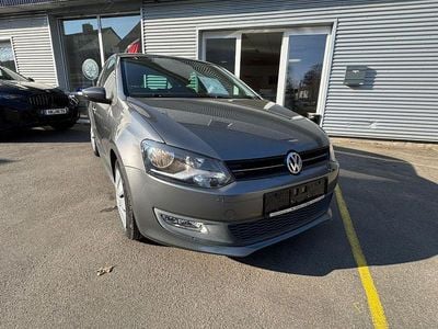Gebraucht VW Polo 60 PS (44 kW) 2011 Grau Kleinwagen