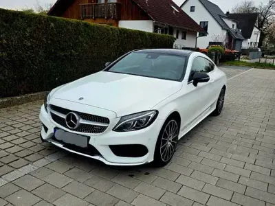 Gebraucht Mercedes 300 245 PS (180 kW) 2016 Weiß Coupé