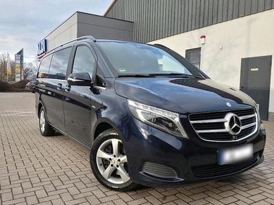 Gebraucht Mercedes V250 Avantgarde 190 PS (139 kW) 2014 Blau Van / Kleinbus