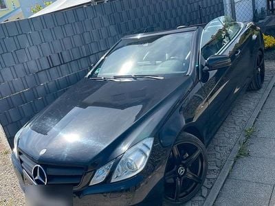 Second-hand Mercedes E250 204 CP (150 kW) 2010 Negru Cabrio