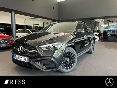 Gebraucht Mercedes GLA200 AMG line 163 PS (119 kW) 2026 Kosmosschwarz SUV