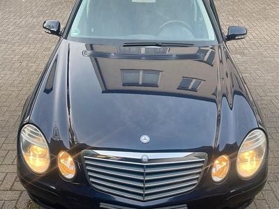 Gebraucht Mercedes E200 168 PS (123 kW) 2007 Blau Kombi