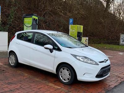 Gebraucht Ford Fiesta 2010 Weiß Kleinwagen