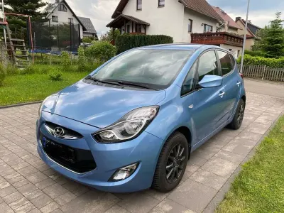 Gebraucht Hyundai ix20 Comfort 125 PS (91 kW) 2013 Blau Kleinwagen